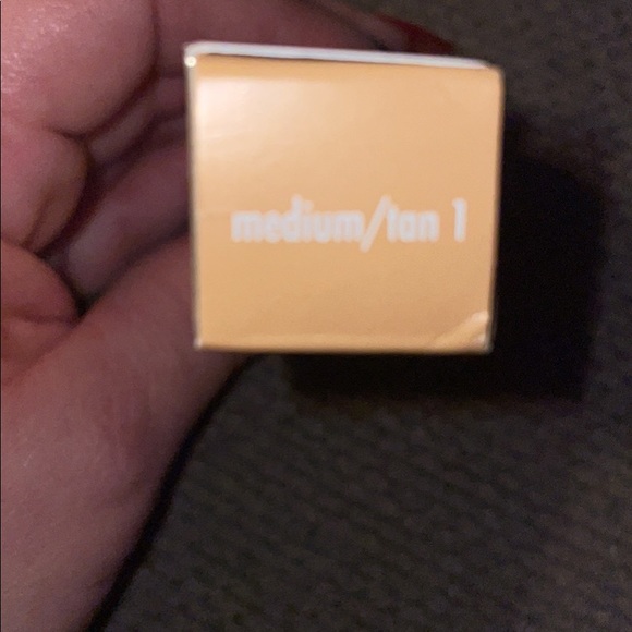 Stila Pixel Perfect Concelar - Picture 2 of 2